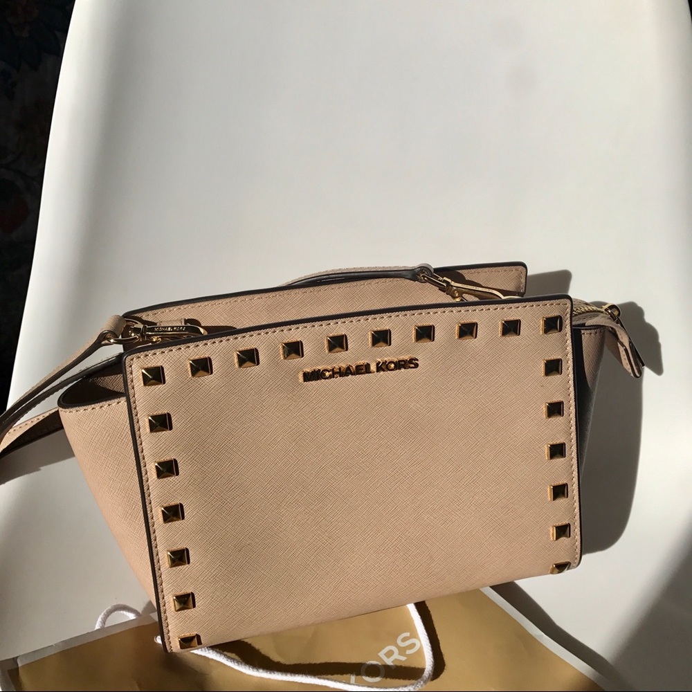 Michael Kors purse
